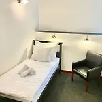 ズラティ レヴ 4*