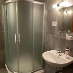 扎泰茨兹莱提列弗酒店