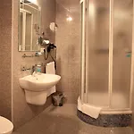 扎泰茨兹莱提列弗酒店 酒店 扎泰克