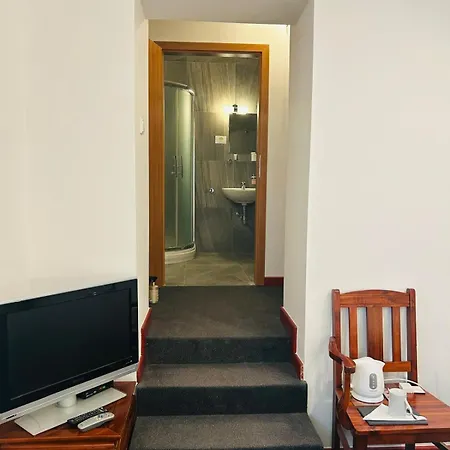 Zlaty Lev Hotel 4*
