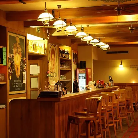Zlaty Lev Szálloda 4*