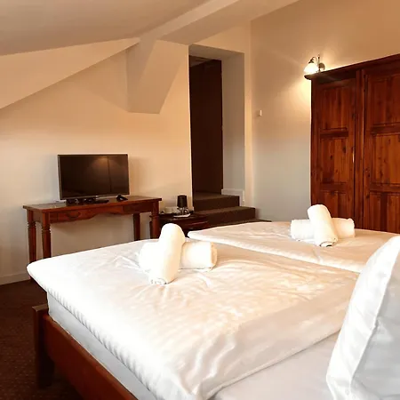 Zlaty Lev 4* Žatec