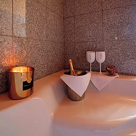 Hotel Zlatý Lev 4*
