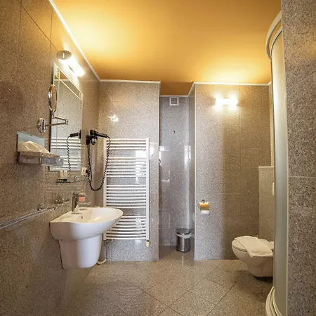 Zlaty Lev 4* Žatec