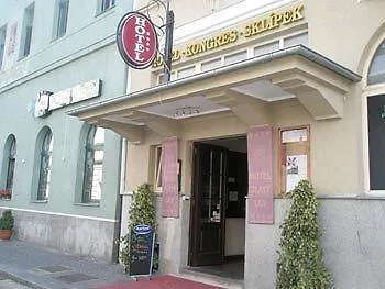 Zlaty Lev Hotel 4*