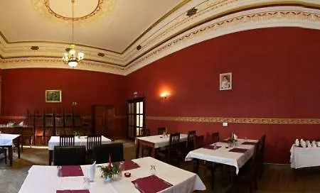 Zlaty Lev Hotel