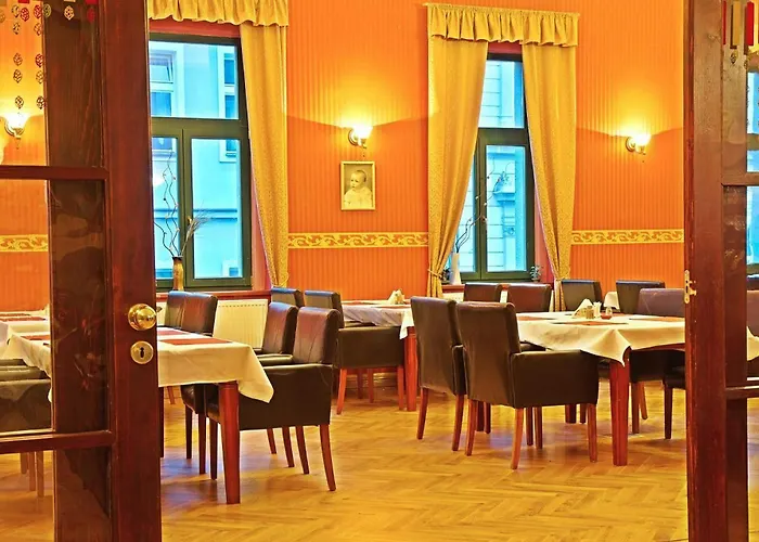 Zlaty Lev Ξενοδοχείο 4*